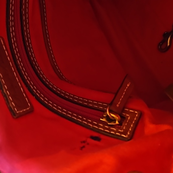 Vintage Dooney & Bourke CLAREMONT Cross Body Pebbled Leather Purse - Picture 8 of 9